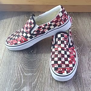 VANS classic slip-on checkrbrd red